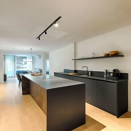 Apartment Center *