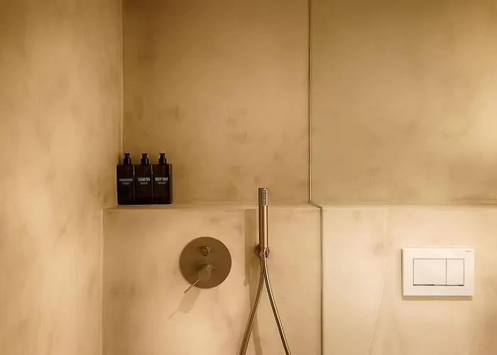 Apartment Center Gerona