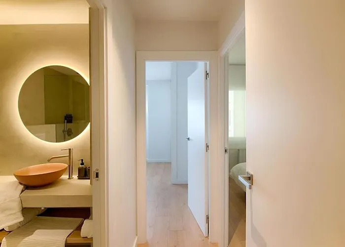 Apartment Center